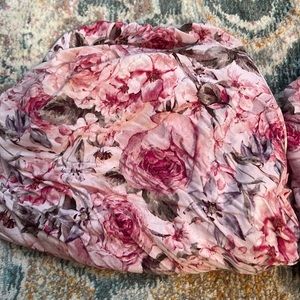 EUC Posh Peanut Elise Crib Sheet